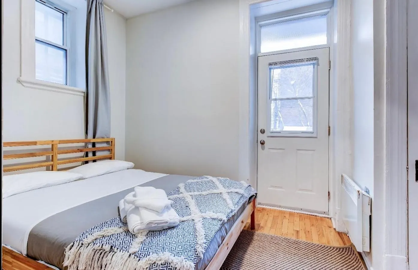 Chic Haven Downtown Mtl Apartment Montreal