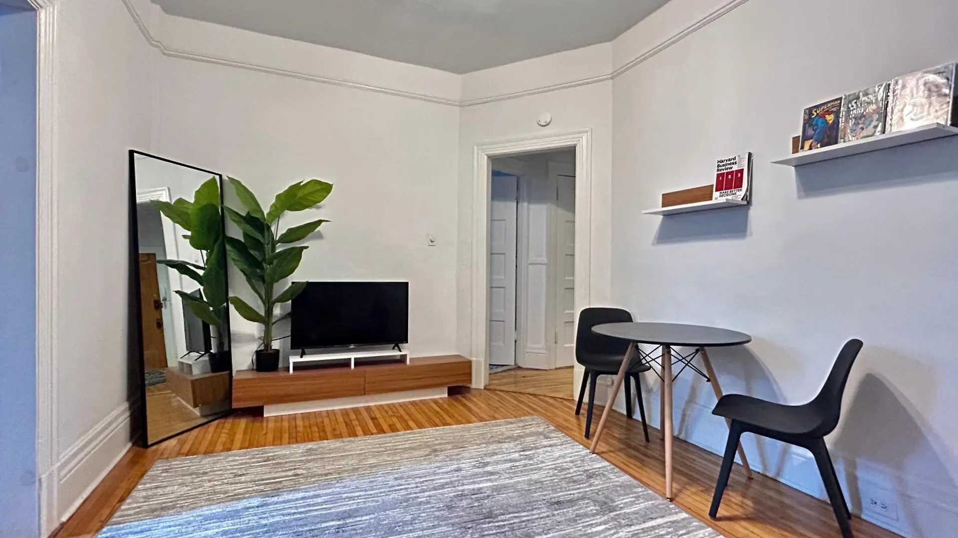 Chic Haven Downtown Mtl Apartment Montreal